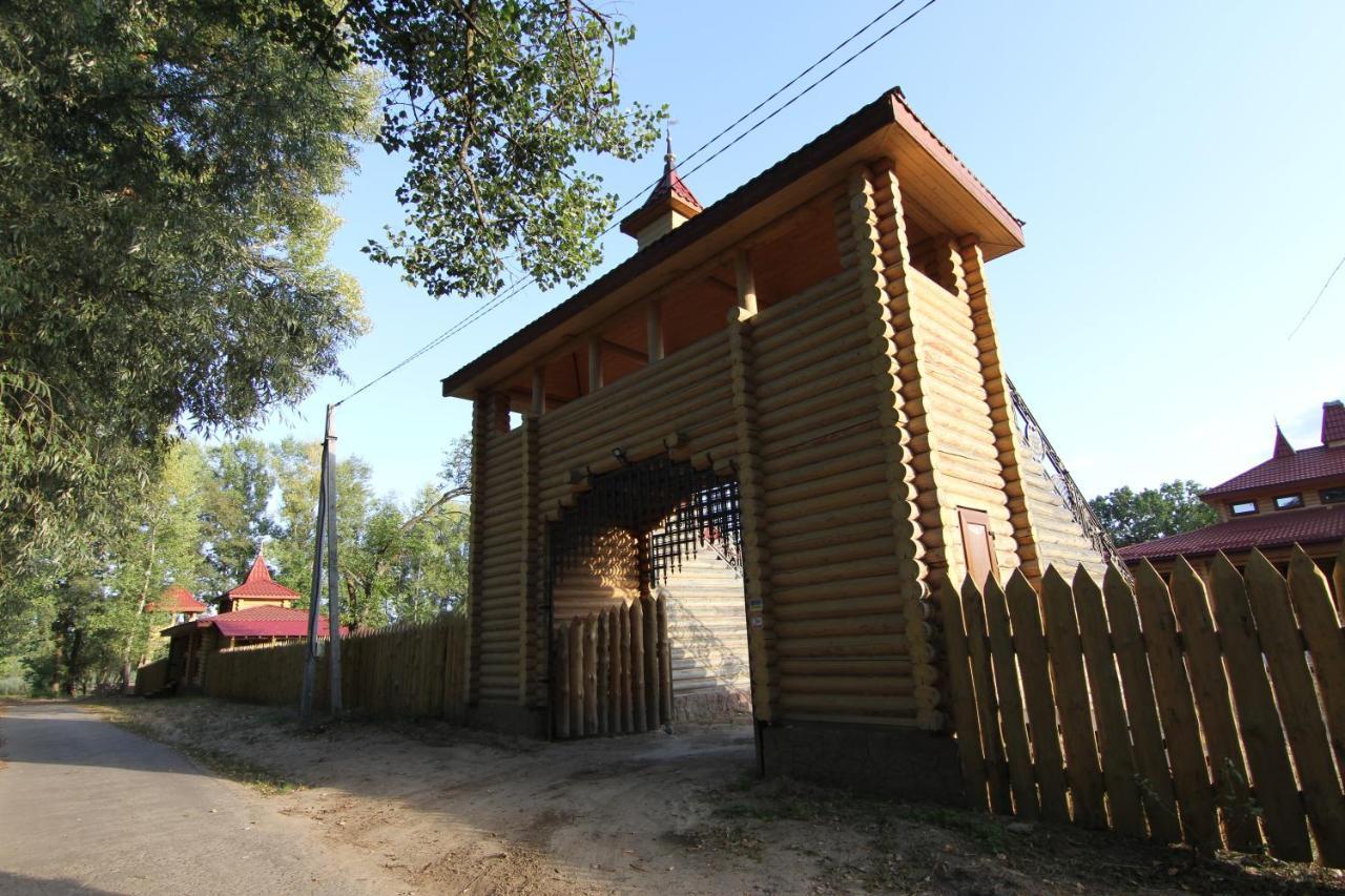 Загородный комплекс Fort Pirnov Park Пірнове Екстер'єр фото