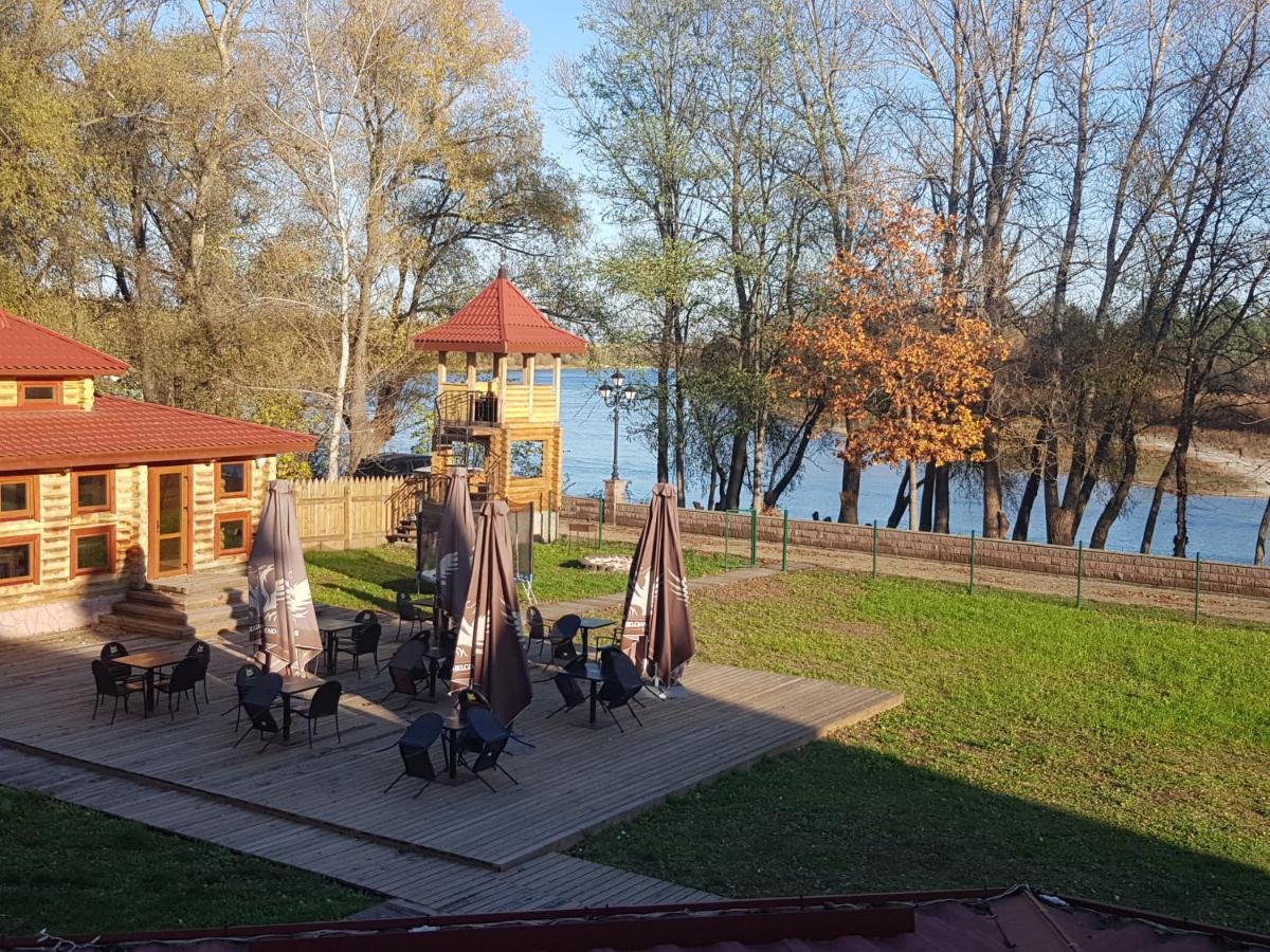 Загородный комплекс Fort Pirnov Park Пірнове Екстер'єр фото