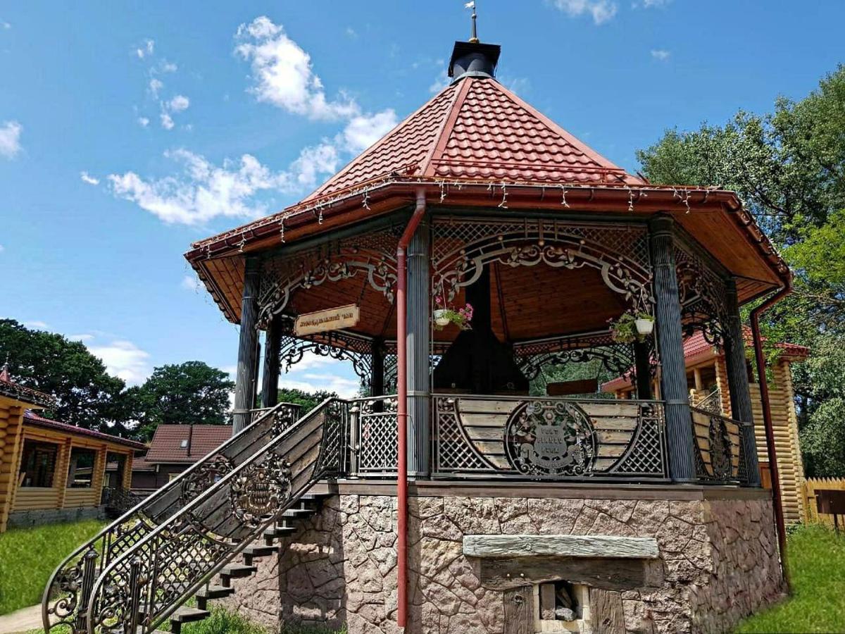 Загородный комплекс Fort Pirnov Park Пірнове Екстер'єр фото